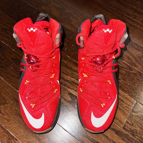 Nike Lebron James 2015 sneaker red men’s US 9.5 - Picture 3 of 5
